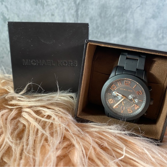 Michael Kors Titanium Watch - Picture 1 of 4